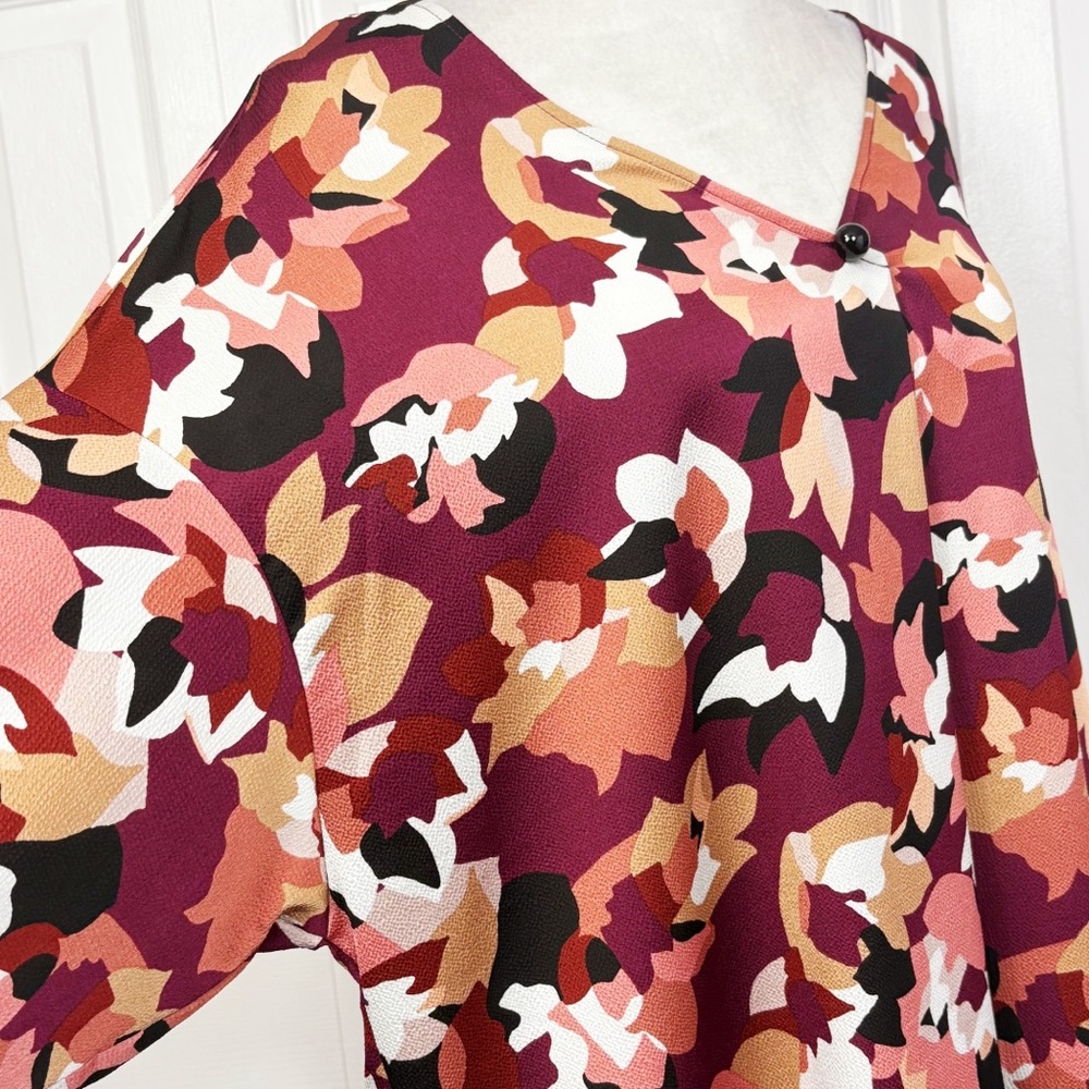 NWT Bar III Burgundy Red Abstract Floral Long Sleeve Blouse 2X - Picture 6 of 16